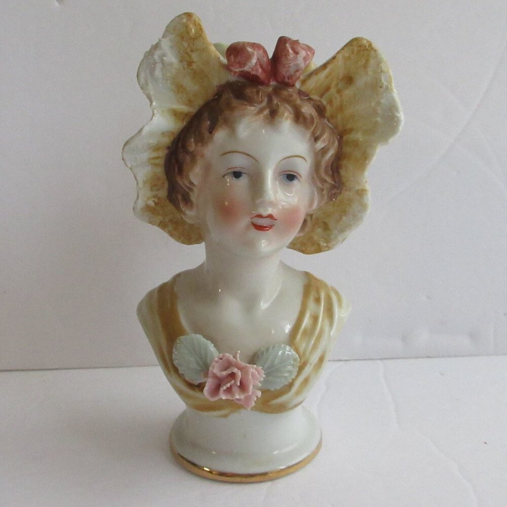 Thames Japan Head Vase Victorian Style Lady 5.5" Tall #4961 Bust Style Vintage